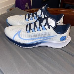 Carolina nike tennis shoes